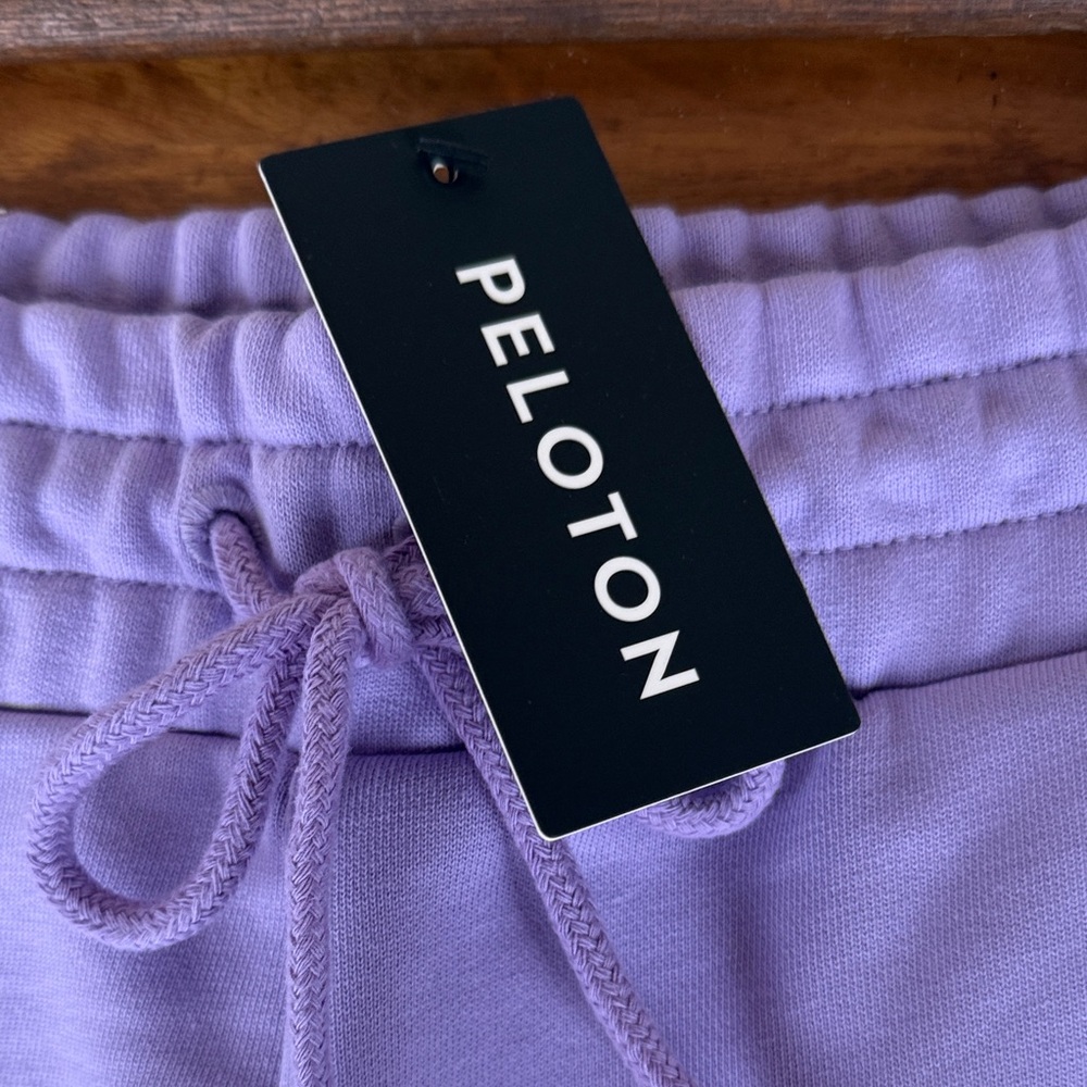Peloton Women's Lavender Athletic Shorts size small NWT - Picture 3 of 6